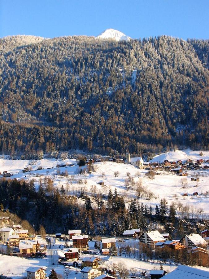 Stachelbeere Ug Apartment Fiesch Bagian luar foto